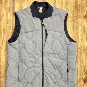 Duluth Trading Co Men's gray insulated vest (size: XL)